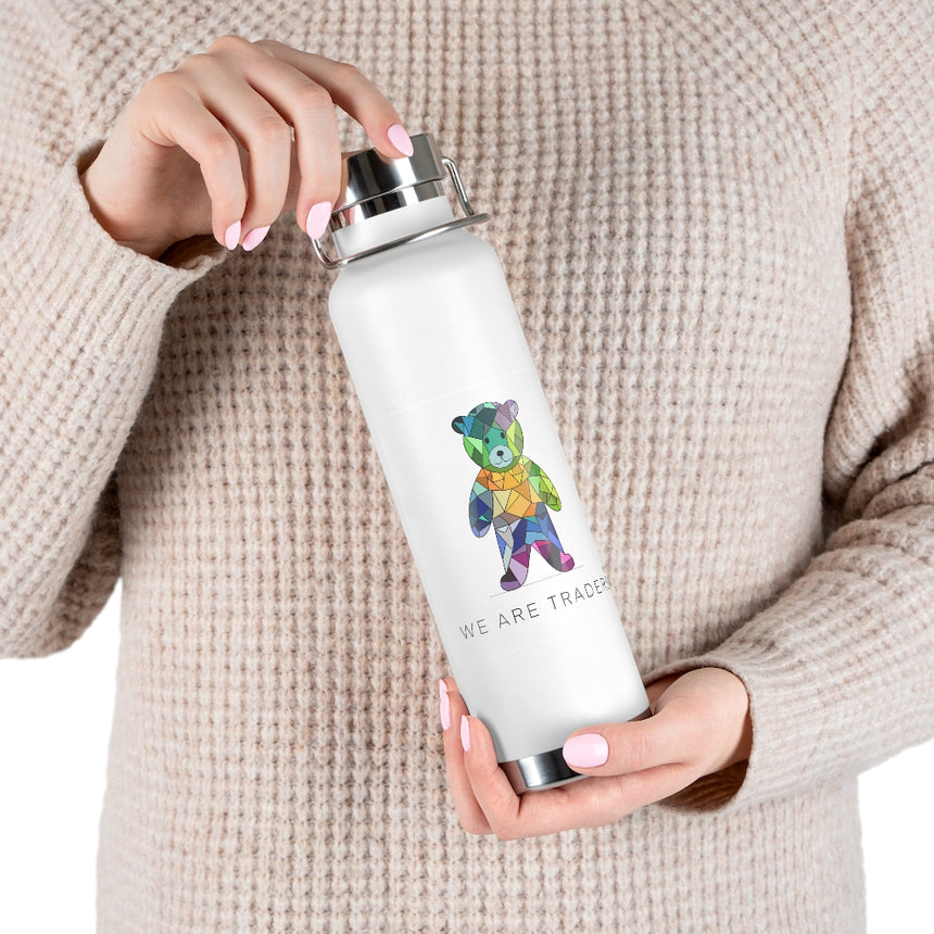 Botella aislada al vacío de 22 oz con oso mosaico de pie
