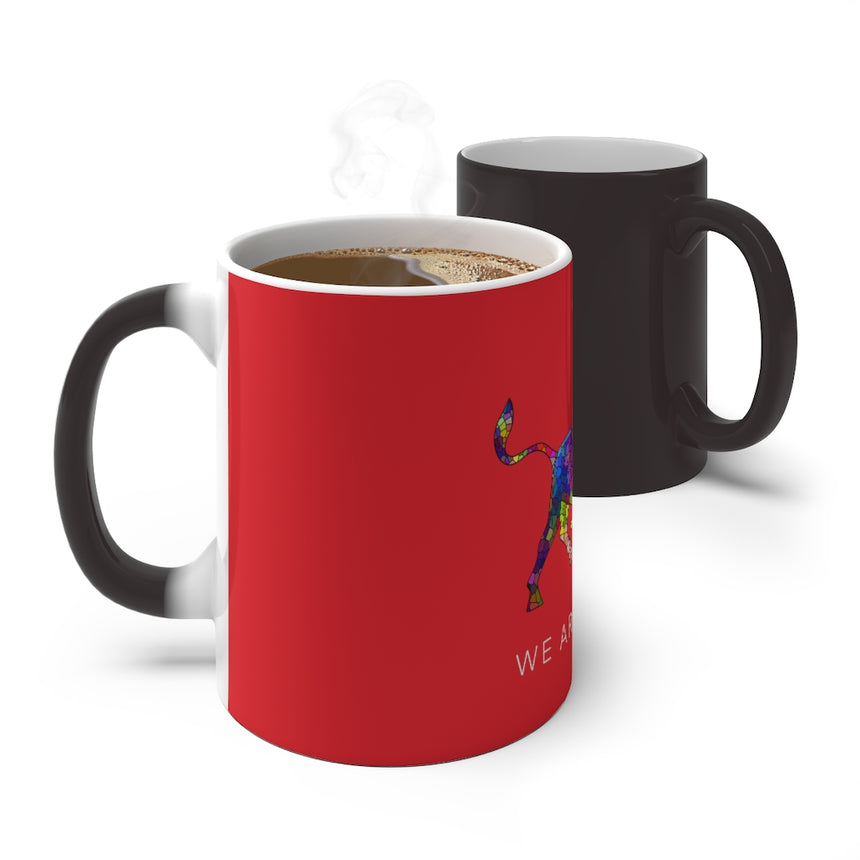 Taza Cambiante de Color Rojo con Toro Mosaico