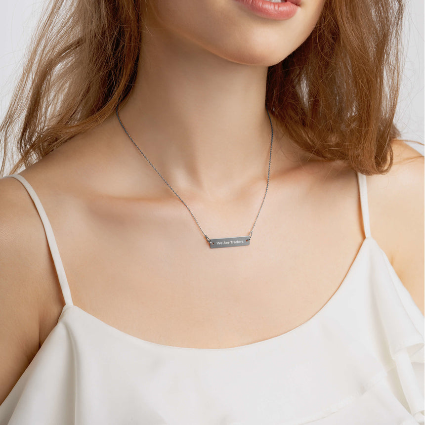 Collar de cadena con barra de plata grabada We Are Traders ®